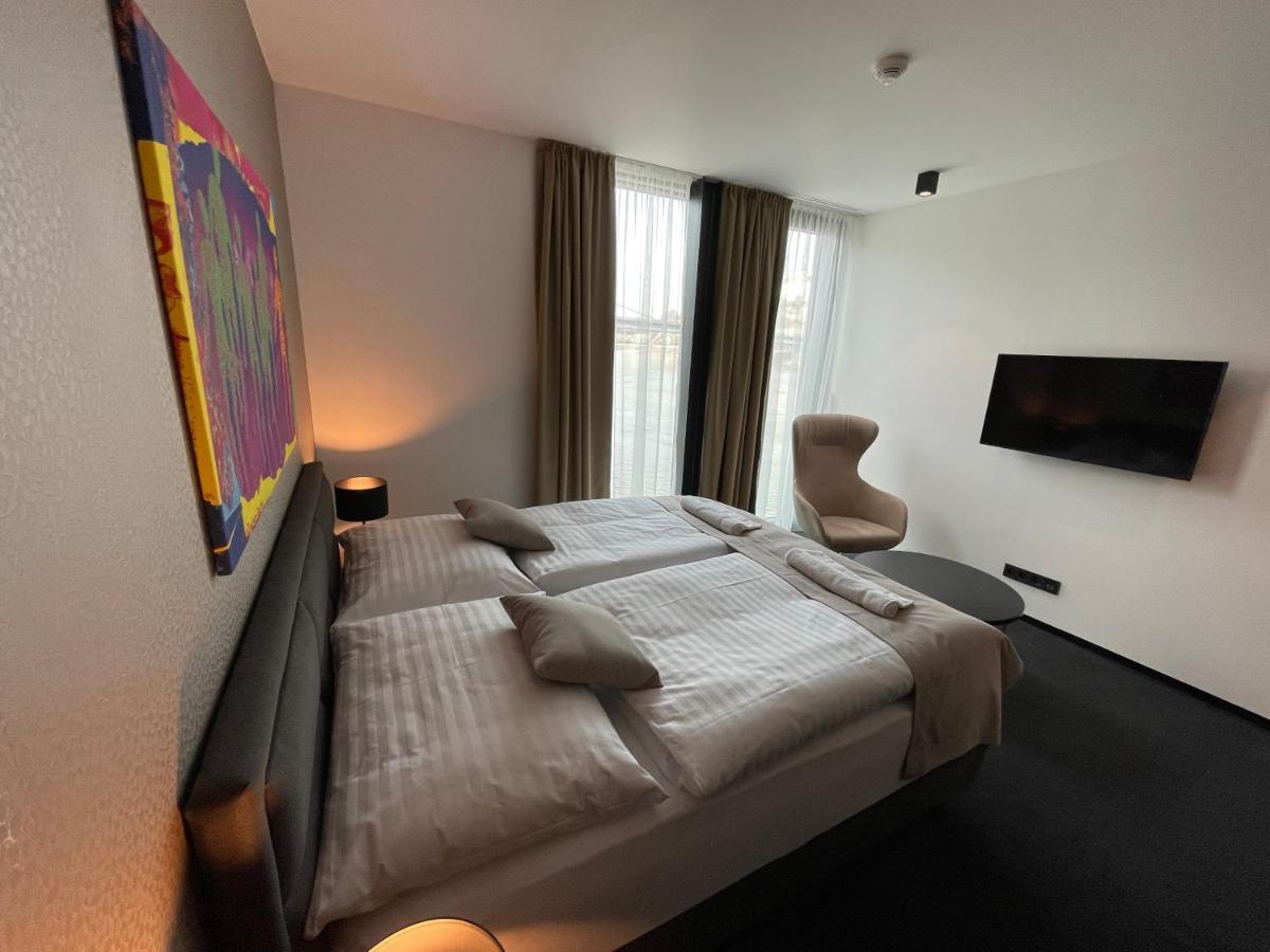 Ponton Rooms Pressburg Exterior foto